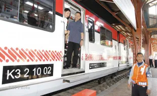  PELUNCURAN RAILBUS BATARA KRESNA