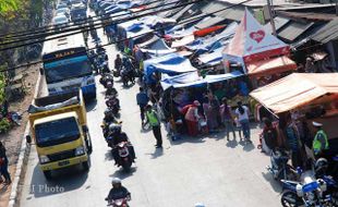 JALUR MUDIK: Pedagang Musiman Mulai Serbu Jalur Selatan Jawa Tengah