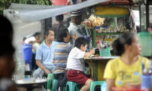 Sudah Digusur, PKL Mangkubumi Merasa Dibohongi