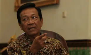 Sultan Beri Wejangan Anggota Paskibraka DIY