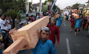 KIRAB BUDAYA "BEDHOL KEPRAJAN"