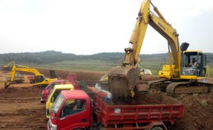 MUSIM PENGHUJAN KARANGANYAR : Petani Waduk Delingan Terancam Gagal Panen