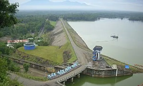 BANJIR SOLO : Elevasi Waduk Gajah Mungkur Perlahan Turun