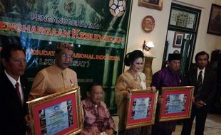 PENGHARGAAN PEGIAT BUDAYA DAERAH