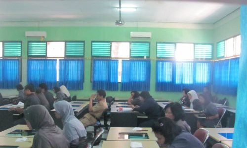   1.990 Guru Sragen Akan Ikuti UKG