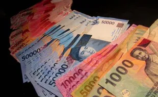 Rupiah Terus Melemah