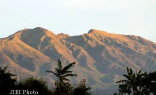 KEBAKARAN: Polhut Terbatas, BTNG Merbabu Libatkan Masyarakat