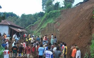 BENCANA LONGSOR: 34 Titik di 8 Kecamatan di Karanganyar Rawan Longsor