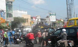  Atasi Kemacetan Palur, Polres Tambah Jumlah Personel