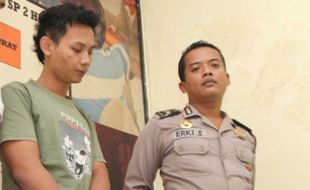 Polisi Gagalkan Pencurian Konter Ponsel