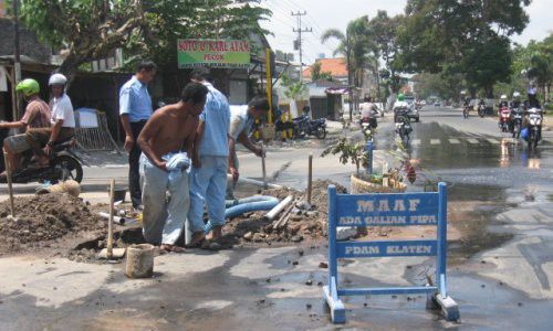 KEBOCORAN AIR: Pelanggan Curi Air, Tingkat Kebocoran PDAM Capai 23 Persen