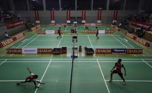 BULUTANGKIS FLYPOWER GUBERNUR CUP 2012