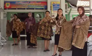 FASHION SHOW BATIK