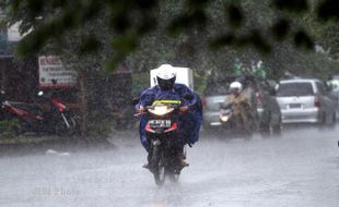 Jogja Perlu Hujan Buatan untuk Bersihkan Debu