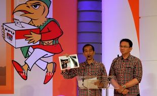 JOKOWI GUBERNUR DKI: DPRD Janji Tak Recoki Jokowi-Ahok