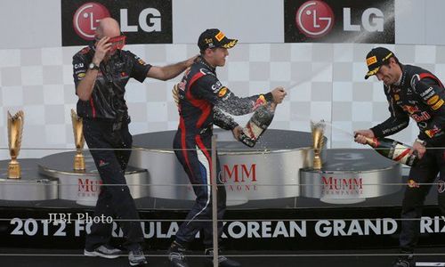 GP F1 Korea: Red Bull Finis 1-2 di Korea, Vettel Juara