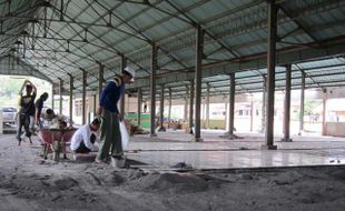 Rehab Lantai III Pasar Kota Wonogiri Dimulai, Pedagang Masih Sangsi Dampak Positifnya