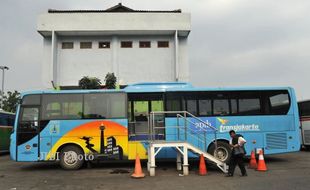 JOKOWI GUBERNUR DKI: DPRD Pesimistis Program 1.000 Busway