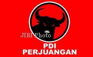  DPC PDIP Wonogiri Pasang Spanduk Tolak Kenaikan TDL