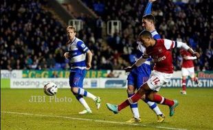 Piala Liga: Arsenal Bungkam Reading 7-5, Walcott Cetak Hat-trick