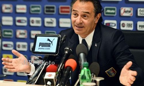 ITALIA 1-2 ARGENTINA : Prandelli Keluhkan Banyaknya Kesalahan