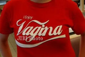 Pakai Kaos Bertuliskan Vagina, Siswa Diusir - Espos.id | Espos ...