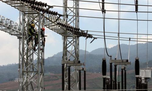 PEMBANGUNAN INFRASTRUKTUR : Gubernur Kalimantan Timur: Elektrifikasi PLN 70%? Itu Bohong!