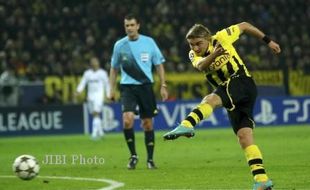 Kalahkan Madrid, Dortmund Puncaki Grup D