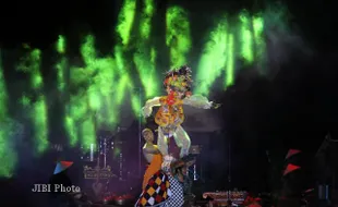  PENAMPILAN MUGI DANCE DI SIPA