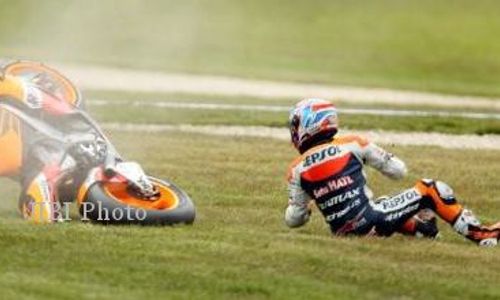 Jelang MotoGP Australia: Sempat Jatuh, Stoner Tetap Rebut Pole 