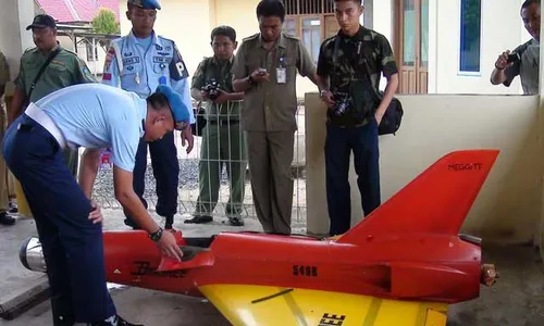 PESAWAT TAK BERAWAK JATUH: Polda Kepulauan Riau Terjunkan Tim Lakukan Penyelidikan