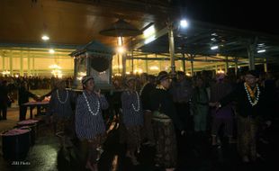 KELILING PURA MANGKUNEGARAN