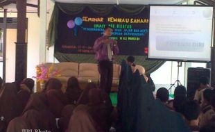 SEMINAR KEWIRAUSAHAAN