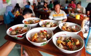 SIAPKAN BAKSO