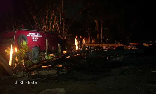 Ditinggal ke Sawah, 2 Rumah Warga Tanon Ludes Terbakar