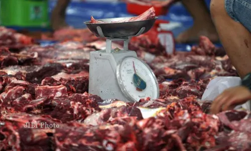 Di Solo, Pasokan Daging Sapi Turun Hingga 50%