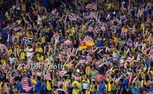 PIALA AFF 2012: Inilah Video Yel-Yel Suporter Malaysia Menghina Indonesia