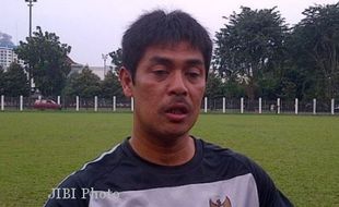 LIGA SUPER INDONESIA 2015 : Nil Maizar Kembali Jadi Pelatih Semen Padang