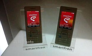 Smartfren Usung Ponsel Murah Berhotspot