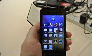 BlackBerry 10 Siap Lawan Galaxy S III & iPhone 5