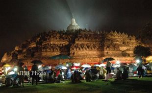 Antisipasi Hujan Abu, Pemerintah Buat Kain Penutup Stupa Borobudur