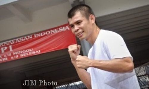 TINJU DUNIA : Chris John Siap Pertahankan Gelarnya di Australia, Desember Nanti