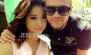 NIKITA WILLY PUTUS : Nikita Willy-Diego Michiels Masih Berhubungan Baik