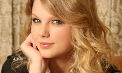 KONSER TAYLOR SWIFT : Malam Ini, Pentas di Jakarta Taylor Swift Jadi Trending Topic Twitter