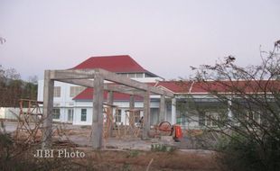 Kemenhub Jamin Terminal Krisak Selesai 2013