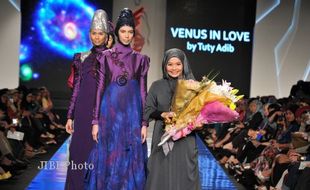  Tuty Adib Gelar Show Maraton dari IFF Kuala Lumpur Hingga JFW Jakarta