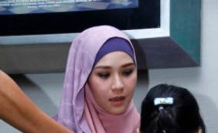   Zaskia Adya Mecca Siapkan Film Hijab