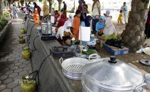  Peringati Hari Ibu, Warga Ngering Gelar Lomba