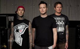 Blink 182 Bakal Tampil di Konser Chester Bennington Tribute