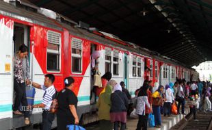 KA SRIWEDARI Dinyatakan Langgar Aturan, Harus Dikembalikan Jadi KA Maguwo Ekspres AC